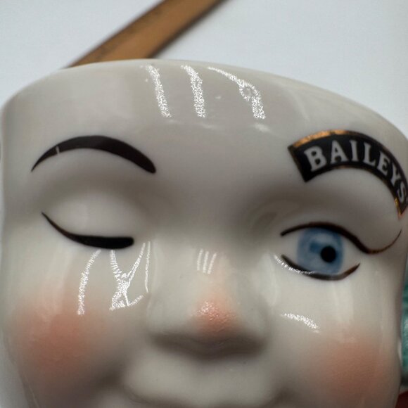 Vintage Baileys Irish Cream Winking Eye Creamer Girl w Blue Bow Limited Edition - Picture 10 of 10